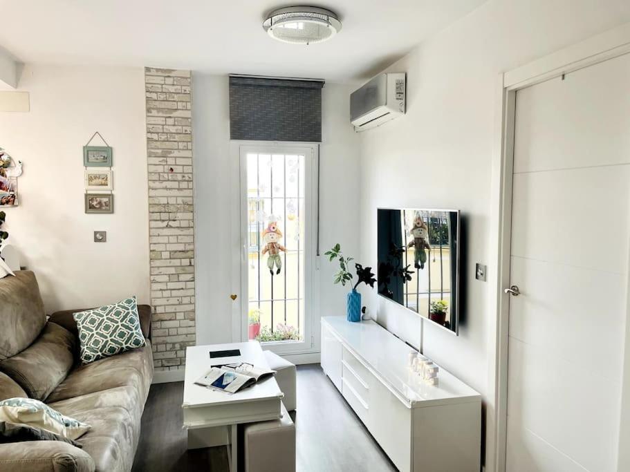 Nuevo!! Apartamento Lujo&Confort. Parking Sevilla Exterior foto